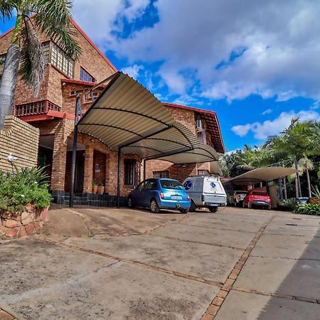 Grace Place Bnb Pretoria Bed & Breakfast エクステリア 写真