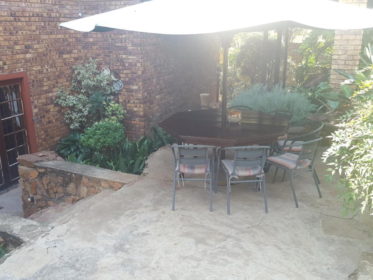 Grace Place Bnb Pretoria Bed & Breakfast エクステリア 写真