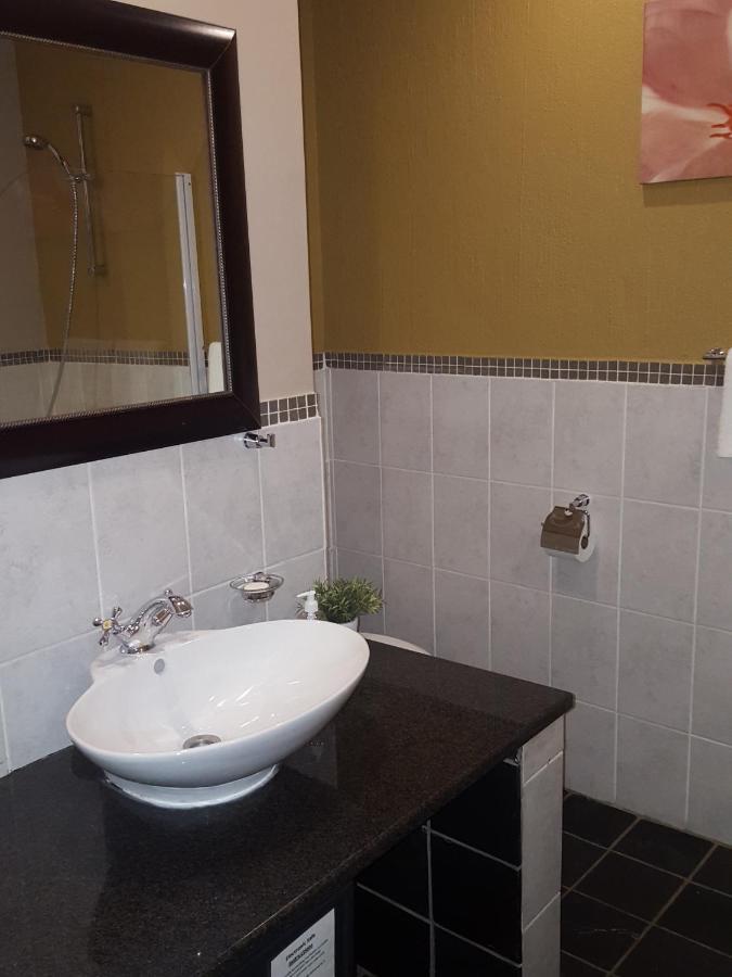 Grace Place Bnb Pretoria Bed & Breakfast エクステリア 写真